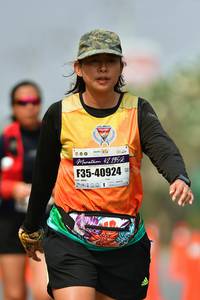 BIB: 42195, 40924
                            <button type="button" onclick="openModal(9702917)" class="btn btn-primary btn-sm float-right btn-popup" data-toggle="modal" data-target=".modal-high-quality">
                        <i class="fas fa-shopping-cart"></i> Add to Cart
                    </button>
                                            <button type="button" onclick="isThisMe(9702917, true)" class="btn btn-success btn-sm float-right btn-popup btn-isme hidden" data-toggle="tooltip" data-placement="bottom" title="นี่คือรูปของคุณใช่ไหม คลิกที่นี่เพื่อเอาเข้าอัลบั้ม">
                        <i class="fas fa-plus"></i> Add to album
                    </button>
                    <button type="button" onclick="isThisMe(9702917, false)" class="btn btn-warning btn-sm float-right btn-popup btn-isnotme hidden">
                        <i class="fas fa-ban"></i> Remove from album
                    </button>