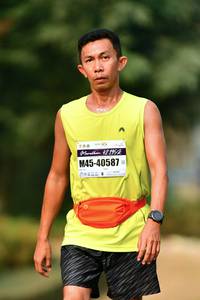 BIB: 42195, 40587
                            <button type="button" onclick="openModal(9698649)" class="btn btn-primary btn-sm float-right btn-popup" data-toggle="modal" data-target=".modal-high-quality">
                        <i class="fas fa-shopping-cart"></i> Add to Cart
                    </button>
                                            <button type="button" onclick="isThisMe(9698649, true)" class="btn btn-success btn-sm float-right btn-popup btn-isme hidden" data-toggle="tooltip" data-placement="bottom" title="นี่คือรูปของคุณใช่ไหม คลิกที่นี่เพื่อเอาเข้าอัลบั้ม">
                        <i class="fas fa-plus"></i> Add to album
                    </button>
                    <button type="button" onclick="isThisMe(9698649, false)" class="btn btn-warning btn-sm float-right btn-popup btn-isnotme hidden">
                        <i class="fas fa-ban"></i> Remove from album
                    </button>