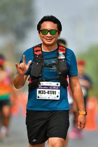BIB: 4219, 41741
                            <button type="button" onclick="openModal(9699531)" class="btn btn-primary btn-sm float-right btn-popup" data-toggle="modal" data-target=".modal-high-quality">
                        <i class="fas fa-shopping-cart"></i> Add to Cart
                    </button>
                                            <button type="button" onclick="isThisMe(9699531, true)" class="btn btn-success btn-sm float-right btn-popup btn-isme hidden" data-toggle="tooltip" data-placement="bottom" title="นี่คือรูปของคุณใช่ไหม คลิกที่นี่เพื่อเอาเข้าอัลบั้ม">
                        <i class="fas fa-plus"></i> Add to album
                    </button>
                    <button type="button" onclick="isThisMe(9699531, false)" class="btn btn-warning btn-sm float-right btn-popup btn-isnotme hidden">
                        <i class="fas fa-ban"></i> Remove from album
                    </button>