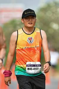 BIB: 42195, 41177
                            <button type="button" onclick="openModal(9702254)" class="btn btn-primary btn-sm float-right btn-popup" data-toggle="modal" data-target=".modal-high-quality">
                        <i class="fas fa-shopping-cart"></i> Add to Cart
                    </button>
                                            <button type="button" onclick="isThisMe(9702254, true)" class="btn btn-success btn-sm float-right btn-popup btn-isme hidden" data-toggle="tooltip" data-placement="bottom" title="นี่คือรูปของคุณใช่ไหม คลิกที่นี่เพื่อเอาเข้าอัลบั้ม">
                        <i class="fas fa-plus"></i> Add to album
                    </button>
                    <button type="button" onclick="isThisMe(9702254, false)" class="btn btn-warning btn-sm float-right btn-popup btn-isnotme hidden">
                        <i class="fas fa-ban"></i> Remove from album
                    </button>