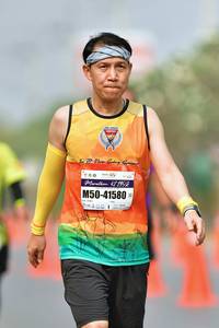 BIB: 42195, 41580
                            <button type="button" onclick="openModal(9703406)" class="btn btn-primary btn-sm float-right btn-popup" data-toggle="modal" data-target=".modal-high-quality">
                        <i class="fas fa-shopping-cart"></i> Add to Cart
                    </button>
                                            <button type="button" onclick="isThisMe(9703406, true)" class="btn btn-success btn-sm float-right btn-popup btn-isme hidden" data-toggle="tooltip" data-placement="bottom" title="นี่คือรูปของคุณใช่ไหม คลิกที่นี่เพื่อเอาเข้าอัลบั้ม">
                        <i class="fas fa-plus"></i> Add to album
                    </button>
                    <button type="button" onclick="isThisMe(9703406, false)" class="btn btn-warning btn-sm float-right btn-popup btn-isnotme hidden">
                        <i class="fas fa-ban"></i> Remove from album
                    </button>