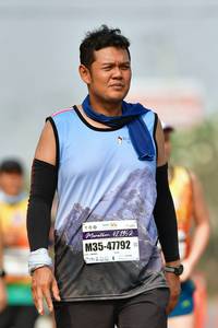 BIB: 421952, 47792
                            <button type="button" onclick="openModal(9703161)" class="btn btn-primary btn-sm float-right btn-popup" data-toggle="modal" data-target=".modal-high-quality">
                        <i class="fas fa-shopping-cart"></i> Add to Cart
                    </button>
                                            <button type="button" onclick="isThisMe(9703161, true)" class="btn btn-success btn-sm float-right btn-popup btn-isme hidden" data-toggle="tooltip" data-placement="bottom" title="นี่คือรูปของคุณใช่ไหม คลิกที่นี่เพื่อเอาเข้าอัลบั้ม">
                        <i class="fas fa-plus"></i> Add to album
                    </button>
                    <button type="button" onclick="isThisMe(9703161, false)" class="btn btn-warning btn-sm float-right btn-popup btn-isnotme hidden">
                        <i class="fas fa-ban"></i> Remove from album
                    </button>