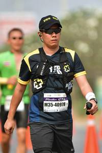 BIB: 421, 40978
                            <button type="button" onclick="openModal(9702325)" class="btn btn-primary btn-sm float-right btn-popup" data-toggle="modal" data-target=".modal-high-quality">
                        <i class="fas fa-shopping-cart"></i> Add to Cart
                    </button>
                                            <button type="button" onclick="isThisMe(9702325, true)" class="btn btn-success btn-sm float-right btn-popup btn-isme hidden" data-toggle="tooltip" data-placement="bottom" title="นี่คือรูปของคุณใช่ไหม คลิกที่นี่เพื่อเอาเข้าอัลบั้ม">
                        <i class="fas fa-plus"></i> Add to album
                    </button>
                    <button type="button" onclick="isThisMe(9702325, false)" class="btn btn-warning btn-sm float-right btn-popup btn-isnotme hidden">
                        <i class="fas fa-ban"></i> Remove from album
                    </button>