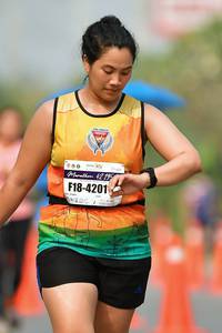 BIB: 42195, 4201
                            <button type="button" onclick="openModal(9702041)" class="btn btn-primary btn-sm float-right btn-popup" data-toggle="modal" data-target=".modal-high-quality">
                        <i class="fas fa-shopping-cart"></i> Add to Cart
                    </button>
                                            <button type="button" onclick="isThisMe(9702041, true)" class="btn btn-success btn-sm float-right btn-popup btn-isme hidden" data-toggle="tooltip" data-placement="bottom" title="นี่คือรูปของคุณใช่ไหม คลิกที่นี่เพื่อเอาเข้าอัลบั้ม">
                        <i class="fas fa-plus"></i> Add to album
                    </button>
                    <button type="button" onclick="isThisMe(9702041, false)" class="btn btn-warning btn-sm float-right btn-popup btn-isnotme hidden">
                        <i class="fas fa-ban"></i> Remove from album
                    </button>