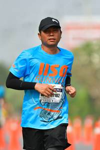 BIB: 102
                            <button type="button" onclick="openModal(9699066)" class="btn btn-primary btn-sm float-right btn-popup" data-toggle="modal" data-target=".modal-high-quality">
                        <i class="fas fa-shopping-cart"></i> Add to Cart
                    </button>
                                            <button type="button" onclick="isThisMe(9699066, true)" class="btn btn-success btn-sm float-right btn-popup btn-isme hidden" data-toggle="tooltip" data-placement="bottom" title="นี่คือรูปของคุณใช่ไหม คลิกที่นี่เพื่อเอาเข้าอัลบั้ม">
                        <i class="fas fa-plus"></i> Add to album
                    </button>
                    <button type="button" onclick="isThisMe(9699066, false)" class="btn btn-warning btn-sm float-right btn-popup btn-isnotme hidden">
                        <i class="fas fa-ban"></i> Remove from album
                    </button>