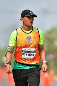 BIB: 42195, 47262
                            <button type="button" onclick="openModal(9702532)" class="btn btn-primary btn-sm float-right btn-popup" data-toggle="modal" data-target=".modal-high-quality">
                        <i class="fas fa-shopping-cart"></i> Add to Cart
                    </button>
                                            <button type="button" onclick="isThisMe(9702532, true)" class="btn btn-success btn-sm float-right btn-popup btn-isme hidden" data-toggle="tooltip" data-placement="bottom" title="นี่คือรูปของคุณใช่ไหม คลิกที่นี่เพื่อเอาเข้าอัลบั้ม">
                        <i class="fas fa-plus"></i> Add to album
                    </button>
                    <button type="button" onclick="isThisMe(9702532, false)" class="btn btn-warning btn-sm float-right btn-popup btn-isnotme hidden">
                        <i class="fas fa-ban"></i> Remove from album
                    </button>