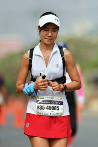 BIB: 42195, 40005
                            <button type="button" onclick="openModal(9703660)" class="btn btn-primary btn-sm float-right btn-popup" data-toggle="modal" data-target=".modal-high-quality">
                        <i class="fas fa-shopping-cart"></i> Add to Cart
                    </button>
                                            <button type="button" onclick="isThisMe(9703660, true)" class="btn btn-success btn-sm float-right btn-popup btn-isme hidden" data-toggle="tooltip" data-placement="bottom" title="นี่คือรูปของคุณใช่ไหม คลิกที่นี่เพื่อเอาเข้าอัลบั้ม">
                        <i class="fas fa-plus"></i> Add to album
                    </button>
                    <button type="button" onclick="isThisMe(9703660, false)" class="btn btn-warning btn-sm float-right btn-popup btn-isnotme hidden">
                        <i class="fas fa-ban"></i> Remove from album
                    </button>