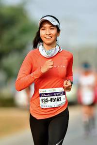 BIB: 421952, 45162
                            <button type="button" onclick="openModal(9281962)" class="btn btn-primary btn-sm float-right btn-popup" data-toggle="modal" data-target=".modal-high-quality">
                        <i class="fas fa-shopping-cart"></i> Add to Cart
                    </button>
                                            <button type="button" onclick="isThisMe(9281962, true)" class="btn btn-success btn-sm float-right btn-popup btn-isme hidden" data-toggle="tooltip" data-placement="bottom" title="นี่คือรูปของคุณใช่ไหม คลิกที่นี่เพื่อเอาเข้าอัลบั้ม">
                        <i class="fas fa-plus"></i> Add to album
                    </button>
                    <button type="button" onclick="isThisMe(9281962, false)" class="btn btn-warning btn-sm float-right btn-popup btn-isnotme hidden">
                        <i class="fas fa-ban"></i> Remove from album
                    </button>