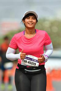 BIB: 42195, 45329
                            <button type="button" onclick="openModal(9699433)" class="btn btn-primary btn-sm float-right btn-popup" data-toggle="modal" data-target=".modal-high-quality">
                        <i class="fas fa-shopping-cart"></i> Add to Cart
                    </button>
                                            <button type="button" onclick="isThisMe(9699433, true)" class="btn btn-success btn-sm float-right btn-popup btn-isme hidden" data-toggle="tooltip" data-placement="bottom" title="นี่คือรูปของคุณใช่ไหม คลิกที่นี่เพื่อเอาเข้าอัลบั้ม">
                        <i class="fas fa-plus"></i> Add to album
                    </button>
                    <button type="button" onclick="isThisMe(9699433, false)" class="btn btn-warning btn-sm float-right btn-popup btn-isnotme hidden">
                        <i class="fas fa-ban"></i> Remove from album
                    </button>