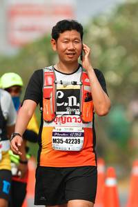 BIB: 4219, 42239
                            <button type="button" onclick="openModal(9698383)" class="btn btn-primary btn-sm float-right btn-popup" data-toggle="modal" data-target=".modal-high-quality">
                        <i class="fas fa-shopping-cart"></i> Add to Cart
                    </button>
                                            <button type="button" onclick="isThisMe(9698383, true)" class="btn btn-success btn-sm float-right btn-popup btn-isme hidden" data-toggle="tooltip" data-placement="bottom" title="นี่คือรูปของคุณใช่ไหม คลิกที่นี่เพื่อเอาเข้าอัลบั้ม">
                        <i class="fas fa-plus"></i> Add to album
                    </button>
                    <button type="button" onclick="isThisMe(9698383, false)" class="btn btn-warning btn-sm float-right btn-popup btn-isnotme hidden">
                        <i class="fas fa-ban"></i> Remove from album
                    </button>