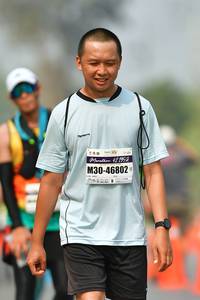 BIB: 195, 46802
                            <button type="button" onclick="openModal(9699454)" class="btn btn-primary btn-sm float-right btn-popup" data-toggle="modal" data-target=".modal-high-quality">
                        <i class="fas fa-shopping-cart"></i> Add to Cart
                    </button>
                                            <button type="button" onclick="isThisMe(9699454, true)" class="btn btn-success btn-sm float-right btn-popup btn-isme hidden" data-toggle="tooltip" data-placement="bottom" title="นี่คือรูปของคุณใช่ไหม คลิกที่นี่เพื่อเอาเข้าอัลบั้ม">
                        <i class="fas fa-plus"></i> Add to album
                    </button>
                    <button type="button" onclick="isThisMe(9699454, false)" class="btn btn-warning btn-sm float-right btn-popup btn-isnotme hidden">
                        <i class="fas fa-ban"></i> Remove from album
                    </button>