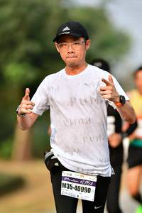 BIB: 42195, 40990
                            <button type="button" onclick="openModal(9282421)" class="btn btn-primary btn-sm float-right btn-popup" data-toggle="modal" data-target=".modal-high-quality">
                        <i class="fas fa-shopping-cart"></i> Add to Cart
                    </button>
                                            <button type="button" onclick="isThisMe(9282421, true)" class="btn btn-success btn-sm float-right btn-popup btn-isme hidden" data-toggle="tooltip" data-placement="bottom" title="นี่คือรูปของคุณใช่ไหม คลิกที่นี่เพื่อเอาเข้าอัลบั้ม">
                        <i class="fas fa-plus"></i> Add to album
                    </button>
                    <button type="button" onclick="isThisMe(9282421, false)" class="btn btn-warning btn-sm float-right btn-popup btn-isnotme hidden">
                        <i class="fas fa-ban"></i> Remove from album
                    </button>
