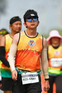 BIB: 421952, 47681
                            <button type="button" onclick="openModal(9698396)" class="btn btn-primary btn-sm float-right btn-popup" data-toggle="modal" data-target=".modal-high-quality">
                        <i class="fas fa-shopping-cart"></i> Add to Cart
                    </button>
                                            <button type="button" onclick="isThisMe(9698396, true)" class="btn btn-success btn-sm float-right btn-popup btn-isme hidden" data-toggle="tooltip" data-placement="bottom" title="นี่คือรูปของคุณใช่ไหม คลิกที่นี่เพื่อเอาเข้าอัลบั้ม">
                        <i class="fas fa-plus"></i> Add to album
                    </button>
                    <button type="button" onclick="isThisMe(9698396, false)" class="btn btn-warning btn-sm float-right btn-popup btn-isnotme hidden">
                        <i class="fas fa-ban"></i> Remove from album
                    </button>