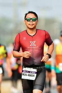 BIB: 12195, 40824
                            <button type="button" onclick="openModal(9284179)" class="btn btn-primary btn-sm float-right btn-popup" data-toggle="modal" data-target=".modal-high-quality">
                        <i class="fas fa-shopping-cart"></i> Add to Cart
                    </button>
                                            <button type="button" onclick="isThisMe(9284179, true)" class="btn btn-success btn-sm float-right btn-popup btn-isme hidden" data-toggle="tooltip" data-placement="bottom" title="นี่คือรูปของคุณใช่ไหม คลิกที่นี่เพื่อเอาเข้าอัลบั้ม">
                        <i class="fas fa-plus"></i> Add to album
                    </button>
                    <button type="button" onclick="isThisMe(9284179, false)" class="btn btn-warning btn-sm float-right btn-popup btn-isnotme hidden">
                        <i class="fas fa-ban"></i> Remove from album
                    </button>