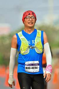 BIB: 421952, 40784
                            <button type="button" onclick="openModal(9698040)" class="btn btn-primary btn-sm float-right btn-popup" data-toggle="modal" data-target=".modal-high-quality">
                        <i class="fas fa-shopping-cart"></i> Add to Cart
                    </button>
                                            <button type="button" onclick="isThisMe(9698040, true)" class="btn btn-success btn-sm float-right btn-popup btn-isme hidden" data-toggle="tooltip" data-placement="bottom" title="นี่คือรูปของคุณใช่ไหม คลิกที่นี่เพื่อเอาเข้าอัลบั้ม">
                        <i class="fas fa-plus"></i> Add to album
                    </button>
                    <button type="button" onclick="isThisMe(9698040, false)" class="btn btn-warning btn-sm float-right btn-popup btn-isnotme hidden">
                        <i class="fas fa-ban"></i> Remove from album
                    </button>