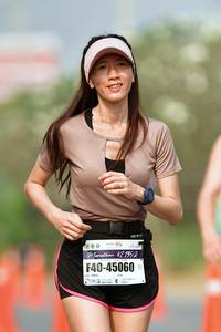 BIB: 42195, 45060
                            <button type="button" onclick="openModal(9700481)" class="btn btn-primary btn-sm float-right btn-popup" data-toggle="modal" data-target=".modal-high-quality">
                        <i class="fas fa-shopping-cart"></i> Add to Cart
                    </button>
                                            <button type="button" onclick="isThisMe(9700481, true)" class="btn btn-success btn-sm float-right btn-popup btn-isme hidden" data-toggle="tooltip" data-placement="bottom" title="นี่คือรูปของคุณใช่ไหม คลิกที่นี่เพื่อเอาเข้าอัลบั้ม">
                        <i class="fas fa-plus"></i> Add to album
                    </button>
                    <button type="button" onclick="isThisMe(9700481, false)" class="btn btn-warning btn-sm float-right btn-popup btn-isnotme hidden">
                        <i class="fas fa-ban"></i> Remove from album
                    </button>