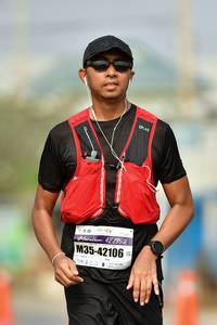 BIB: 42195, 42106
                            <button type="button" onclick="openModal(9702320)" class="btn btn-primary btn-sm float-right btn-popup" data-toggle="modal" data-target=".modal-high-quality">
                        <i class="fas fa-shopping-cart"></i> Add to Cart
                    </button>
                                            <button type="button" onclick="isThisMe(9702320, true)" class="btn btn-success btn-sm float-right btn-popup btn-isme hidden" data-toggle="tooltip" data-placement="bottom" title="นี่คือรูปของคุณใช่ไหม คลิกที่นี่เพื่อเอาเข้าอัลบั้ม">
                        <i class="fas fa-plus"></i> Add to album
                    </button>
                    <button type="button" onclick="isThisMe(9702320, false)" class="btn btn-warning btn-sm float-right btn-popup btn-isnotme hidden">
                        <i class="fas fa-ban"></i> Remove from album
                    </button>