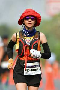 BIB: 42195, 40187
                            <button type="button" onclick="openModal(9702567)" class="btn btn-primary btn-sm float-right btn-popup" data-toggle="modal" data-target=".modal-high-quality">
                        <i class="fas fa-shopping-cart"></i> Add to Cart
                    </button>
                                            <button type="button" onclick="isThisMe(9702567, true)" class="btn btn-success btn-sm float-right btn-popup btn-isme hidden" data-toggle="tooltip" data-placement="bottom" title="นี่คือรูปของคุณใช่ไหม คลิกที่นี่เพื่อเอาเข้าอัลบั้ม">
                        <i class="fas fa-plus"></i> Add to album
                    </button>
                    <button type="button" onclick="isThisMe(9702567, false)" class="btn btn-warning btn-sm float-right btn-popup btn-isnotme hidden">
                        <i class="fas fa-ban"></i> Remove from album
                    </button>