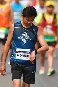 BIB: 42195, 48051, 201
                            <button type="button" onclick="openModal(9701094)" class="btn btn-primary btn-sm float-right btn-popup" data-toggle="modal" data-target=".modal-high-quality">
                        <i class="fas fa-shopping-cart"></i> Add to Cart
                    </button>
                                            <button type="button" onclick="isThisMe(9701094, true)" class="btn btn-success btn-sm float-right btn-popup btn-isme hidden" data-toggle="tooltip" data-placement="bottom" title="นี่คือรูปของคุณใช่ไหม คลิกที่นี่เพื่อเอาเข้าอัลบั้ม">
                        <i class="fas fa-plus"></i> Add to album
                    </button>
                    <button type="button" onclick="isThisMe(9701094, false)" class="btn btn-warning btn-sm float-right btn-popup btn-isnotme hidden">
                        <i class="fas fa-ban"></i> Remove from album
                    </button>