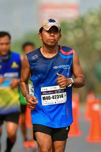 BIB: 421952, 42314
                            <button type="button" onclick="openModal(9703563)" class="btn btn-primary btn-sm float-right btn-popup" data-toggle="modal" data-target=".modal-high-quality">
                        <i class="fas fa-shopping-cart"></i> Add to Cart
                    </button>
                                            <button type="button" onclick="isThisMe(9703563, true)" class="btn btn-success btn-sm float-right btn-popup btn-isme hidden" data-toggle="tooltip" data-placement="bottom" title="นี่คือรูปของคุณใช่ไหม คลิกที่นี่เพื่อเอาเข้าอัลบั้ม">
                        <i class="fas fa-plus"></i> Add to album
                    </button>
                    <button type="button" onclick="isThisMe(9703563, false)" class="btn btn-warning btn-sm float-right btn-popup btn-isnotme hidden">
                        <i class="fas fa-ban"></i> Remove from album
                    </button>