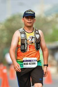 BIB: 195, 42398
                            <button type="button" onclick="openModal(9702232)" class="btn btn-primary btn-sm float-right btn-popup" data-toggle="modal" data-target=".modal-high-quality">
                        <i class="fas fa-shopping-cart"></i> Add to Cart
                    </button>
                                            <button type="button" onclick="isThisMe(9702232, true)" class="btn btn-success btn-sm float-right btn-popup btn-isme hidden" data-toggle="tooltip" data-placement="bottom" title="นี่คือรูปของคุณใช่ไหม คลิกที่นี่เพื่อเอาเข้าอัลบั้ม">
                        <i class="fas fa-plus"></i> Add to album
                    </button>
                    <button type="button" onclick="isThisMe(9702232, false)" class="btn btn-warning btn-sm float-right btn-popup btn-isnotme hidden">
                        <i class="fas fa-ban"></i> Remove from album
                    </button>