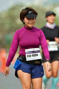 BIB: 42195, 45194
                            <button type="button" onclick="openModal(9698153)" class="btn btn-primary btn-sm float-right btn-popup" data-toggle="modal" data-target=".modal-high-quality">
                        <i class="fas fa-shopping-cart"></i> Add to Cart
                    </button>
                                            <button type="button" onclick="isThisMe(9698153, true)" class="btn btn-success btn-sm float-right btn-popup btn-isme hidden" data-toggle="tooltip" data-placement="bottom" title="นี่คือรูปของคุณใช่ไหม คลิกที่นี่เพื่อเอาเข้าอัลบั้ม">
                        <i class="fas fa-plus"></i> Add to album
                    </button>
                    <button type="button" onclick="isThisMe(9698153, false)" class="btn btn-warning btn-sm float-right btn-popup btn-isnotme hidden">
                        <i class="fas fa-ban"></i> Remove from album
                    </button>