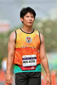 BIB: 42195, 42725
                            <button type="button" onclick="openModal(9702170)" class="btn btn-primary btn-sm float-right btn-popup" data-toggle="modal" data-target=".modal-high-quality">
                        <i class="fas fa-shopping-cart"></i> Add to Cart
                    </button>
                                            <button type="button" onclick="isThisMe(9702170, true)" class="btn btn-success btn-sm float-right btn-popup btn-isme hidden" data-toggle="tooltip" data-placement="bottom" title="นี่คือรูปของคุณใช่ไหม คลิกที่นี่เพื่อเอาเข้าอัลบั้ม">
                        <i class="fas fa-plus"></i> Add to album
                    </button>
                    <button type="button" onclick="isThisMe(9702170, false)" class="btn btn-warning btn-sm float-right btn-popup btn-isnotme hidden">
                        <i class="fas fa-ban"></i> Remove from album
                    </button>