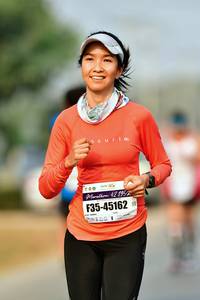 BIB: 421952, 45162
                            <button type="button" onclick="openModal(9281961)" class="btn btn-primary btn-sm float-right btn-popup" data-toggle="modal" data-target=".modal-high-quality">
                        <i class="fas fa-shopping-cart"></i> Add to Cart
                    </button>
                                            <button type="button" onclick="isThisMe(9281961, true)" class="btn btn-success btn-sm float-right btn-popup btn-isme hidden" data-toggle="tooltip" data-placement="bottom" title="นี่คือรูปของคุณใช่ไหม คลิกที่นี่เพื่อเอาเข้าอัลบั้ม">
                        <i class="fas fa-plus"></i> Add to album
                    </button>
                    <button type="button" onclick="isThisMe(9281961, false)" class="btn btn-warning btn-sm float-right btn-popup btn-isnotme hidden">
                        <i class="fas fa-ban"></i> Remove from album
                    </button>