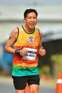 BIB: 421952, 40725
                            <button type="button" onclick="openModal(9697883)" class="btn btn-primary btn-sm float-right btn-popup" data-toggle="modal" data-target=".modal-high-quality">
                        <i class="fas fa-shopping-cart"></i> Add to Cart
                    </button>
                                            <button type="button" onclick="isThisMe(9697883, true)" class="btn btn-success btn-sm float-right btn-popup btn-isme hidden" data-toggle="tooltip" data-placement="bottom" title="นี่คือรูปของคุณใช่ไหม คลิกที่นี่เพื่อเอาเข้าอัลบั้ม">
                        <i class="fas fa-plus"></i> Add to album
                    </button>
                    <button type="button" onclick="isThisMe(9697883, false)" class="btn btn-warning btn-sm float-right btn-popup btn-isnotme hidden">
                        <i class="fas fa-ban"></i> Remove from album
                    </button>