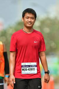 BIB: 42195, 42072
                            <button type="button" onclick="openModal(9698944)" class="btn btn-primary btn-sm float-right btn-popup" data-toggle="modal" data-target=".modal-high-quality">
                        <i class="fas fa-shopping-cart"></i> Add to Cart
                    </button>
                                            <button type="button" onclick="isThisMe(9698944, true)" class="btn btn-success btn-sm float-right btn-popup btn-isme hidden" data-toggle="tooltip" data-placement="bottom" title="นี่คือรูปของคุณใช่ไหม คลิกที่นี่เพื่อเอาเข้าอัลบั้ม">
                        <i class="fas fa-plus"></i> Add to album
                    </button>
                    <button type="button" onclick="isThisMe(9698944, false)" class="btn btn-warning btn-sm float-right btn-popup btn-isnotme hidden">
                        <i class="fas fa-ban"></i> Remove from album
                    </button>