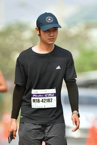 BIB: 42195, 42182
                            <button type="button" onclick="openModal(9703521)" class="btn btn-primary btn-sm float-right btn-popup" data-toggle="modal" data-target=".modal-high-quality">
                        <i class="fas fa-shopping-cart"></i> Add to Cart
                    </button>
                                            <button type="button" onclick="isThisMe(9703521, true)" class="btn btn-success btn-sm float-right btn-popup btn-isme hidden" data-toggle="tooltip" data-placement="bottom" title="นี่คือรูปของคุณใช่ไหม คลิกที่นี่เพื่อเอาเข้าอัลบั้ม">
                        <i class="fas fa-plus"></i> Add to album
                    </button>
                    <button type="button" onclick="isThisMe(9703521, false)" class="btn btn-warning btn-sm float-right btn-popup btn-isnotme hidden">
                        <i class="fas fa-ban"></i> Remove from album
                    </button>