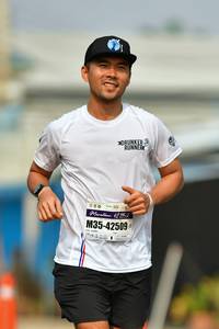 BIB: 4215, 42509
                            <button type="button" onclick="openModal(9699584)" class="btn btn-primary btn-sm float-right btn-popup" data-toggle="modal" data-target=".modal-high-quality">
                        <i class="fas fa-shopping-cart"></i> Add to Cart
                    </button>
                                            <button type="button" onclick="isThisMe(9699584, true)" class="btn btn-success btn-sm float-right btn-popup btn-isme hidden" data-toggle="tooltip" data-placement="bottom" title="นี่คือรูปของคุณใช่ไหม คลิกที่นี่เพื่อเอาเข้าอัลบั้ม">
                        <i class="fas fa-plus"></i> Add to album
                    </button>
                    <button type="button" onclick="isThisMe(9699584, false)" class="btn btn-warning btn-sm float-right btn-popup btn-isnotme hidden">
                        <i class="fas fa-ban"></i> Remove from album
                    </button>