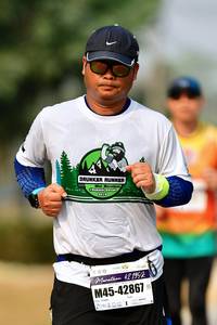 BIB: 2019, 42195, 42867
                            <button type="button" onclick="openModal(9311581)" class="btn btn-primary btn-sm float-right btn-popup" data-toggle="modal" data-target=".modal-high-quality">
                        <i class="fas fa-shopping-cart"></i> Add to Cart
                    </button>
                                            <button type="button" onclick="isThisMe(9311581, true)" class="btn btn-success btn-sm float-right btn-popup btn-isme hidden" data-toggle="tooltip" data-placement="bottom" title="นี่คือรูปของคุณใช่ไหม คลิกที่นี่เพื่อเอาเข้าอัลบั้ม">
                        <i class="fas fa-plus"></i> Add to album
                    </button>
                    <button type="button" onclick="isThisMe(9311581, false)" class="btn btn-warning btn-sm float-right btn-popup btn-isnotme hidden">
                        <i class="fas fa-ban"></i> Remove from album
                    </button>