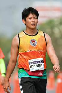 BIB: 42195, 42725
                            <button type="button" onclick="openModal(9702134)" class="btn btn-primary btn-sm float-right btn-popup" data-toggle="modal" data-target=".modal-high-quality">
                        <i class="fas fa-shopping-cart"></i> Add to Cart
                    </button>
                                            <button type="button" onclick="isThisMe(9702134, true)" class="btn btn-success btn-sm float-right btn-popup btn-isme hidden" data-toggle="tooltip" data-placement="bottom" title="นี่คือรูปของคุณใช่ไหม คลิกที่นี่เพื่อเอาเข้าอัลบั้ม">
                        <i class="fas fa-plus"></i> Add to album
                    </button>
                    <button type="button" onclick="isThisMe(9702134, false)" class="btn btn-warning btn-sm float-right btn-popup btn-isnotme hidden">
                        <i class="fas fa-ban"></i> Remove from album
                    </button>