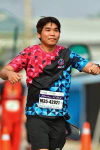 BIB: 42192, 42921
                            <button type="button" onclick="openModal(9698574)" class="btn btn-primary btn-sm float-right btn-popup" data-toggle="modal" data-target=".modal-high-quality">
                        <i class="fas fa-shopping-cart"></i> Add to Cart
                    </button>
                                            <button type="button" onclick="isThisMe(9698574, true)" class="btn btn-success btn-sm float-right btn-popup btn-isme hidden" data-toggle="tooltip" data-placement="bottom" title="นี่คือรูปของคุณใช่ไหม คลิกที่นี่เพื่อเอาเข้าอัลบั้ม">
                        <i class="fas fa-plus"></i> Add to album
                    </button>
                    <button type="button" onclick="isThisMe(9698574, false)" class="btn btn-warning btn-sm float-right btn-popup btn-isnotme hidden">
                        <i class="fas fa-ban"></i> Remove from album
                    </button>