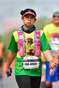 BIB: 421952, 40941
                            <button type="button" onclick="openModal(9702897)" class="btn btn-primary btn-sm float-right btn-popup" data-toggle="modal" data-target=".modal-high-quality">
                        <i class="fas fa-shopping-cart"></i> Add to Cart
                    </button>
                                            <button type="button" onclick="isThisMe(9702897, true)" class="btn btn-success btn-sm float-right btn-popup btn-isme hidden" data-toggle="tooltip" data-placement="bottom" title="นี่คือรูปของคุณใช่ไหม คลิกที่นี่เพื่อเอาเข้าอัลบั้ม">
                        <i class="fas fa-plus"></i> Add to album
                    </button>
                    <button type="button" onclick="isThisMe(9702897, false)" class="btn btn-warning btn-sm float-right btn-popup btn-isnotme hidden">
                        <i class="fas fa-ban"></i> Remove from album
                    </button>