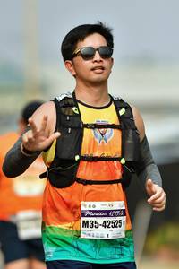 BIB: 42195, 42525
                            <button type="button" onclick="openModal(9702804)" class="btn btn-primary btn-sm float-right btn-popup" data-toggle="modal" data-target=".modal-high-quality">
                        <i class="fas fa-shopping-cart"></i> Add to Cart
                    </button>
                                            <button type="button" onclick="isThisMe(9702804, true)" class="btn btn-success btn-sm float-right btn-popup btn-isme hidden" data-toggle="tooltip" data-placement="bottom" title="นี่คือรูปของคุณใช่ไหม คลิกที่นี่เพื่อเอาเข้าอัลบั้ม">
                        <i class="fas fa-plus"></i> Add to album
                    </button>
                    <button type="button" onclick="isThisMe(9702804, false)" class="btn btn-warning btn-sm float-right btn-popup btn-isnotme hidden">
                        <i class="fas fa-ban"></i> Remove from album
                    </button>