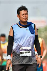 BIB: 42195, 47792
                            <button type="button" onclick="openModal(9703164)" class="btn btn-primary btn-sm float-right btn-popup" data-toggle="modal" data-target=".modal-high-quality">
                        <i class="fas fa-shopping-cart"></i> Add to Cart
                    </button>
                                            <button type="button" onclick="isThisMe(9703164, true)" class="btn btn-success btn-sm float-right btn-popup btn-isme hidden" data-toggle="tooltip" data-placement="bottom" title="นี่คือรูปของคุณใช่ไหม คลิกที่นี่เพื่อเอาเข้าอัลบั้ม">
                        <i class="fas fa-plus"></i> Add to album
                    </button>
                    <button type="button" onclick="isThisMe(9703164, false)" class="btn btn-warning btn-sm float-right btn-popup btn-isnotme hidden">
                        <i class="fas fa-ban"></i> Remove from album
                    </button>