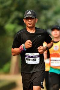 BIB: 42195, 42791
                            <button type="button" onclick="openModal(9697517)" class="btn btn-primary btn-sm float-right btn-popup" data-toggle="modal" data-target=".modal-high-quality">
                        <i class="fas fa-shopping-cart"></i> Add to Cart
                    </button>
                                            <button type="button" onclick="isThisMe(9697517, true)" class="btn btn-success btn-sm float-right btn-popup btn-isme hidden" data-toggle="tooltip" data-placement="bottom" title="นี่คือรูปของคุณใช่ไหม คลิกที่นี่เพื่อเอาเข้าอัลบั้ม">
                        <i class="fas fa-plus"></i> Add to album
                    </button>
                    <button type="button" onclick="isThisMe(9697517, false)" class="btn btn-warning btn-sm float-right btn-popup btn-isnotme hidden">
                        <i class="fas fa-ban"></i> Remove from album
                    </button>