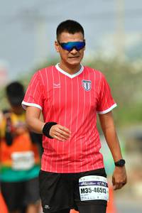 BIB: 4219, 46513
                            <button type="button" onclick="openModal(9699014)" class="btn btn-primary btn-sm float-right btn-popup" data-toggle="modal" data-target=".modal-high-quality">
                        <i class="fas fa-shopping-cart"></i> Add to Cart
                    </button>
                                            <button type="button" onclick="isThisMe(9699014, true)" class="btn btn-success btn-sm float-right btn-popup btn-isme hidden" data-toggle="tooltip" data-placement="bottom" title="นี่คือรูปของคุณใช่ไหม คลิกที่นี่เพื่อเอาเข้าอัลบั้ม">
                        <i class="fas fa-plus"></i> Add to album
                    </button>
                    <button type="button" onclick="isThisMe(9699014, false)" class="btn btn-warning btn-sm float-right btn-popup btn-isnotme hidden">
                        <i class="fas fa-ban"></i> Remove from album
                    </button>