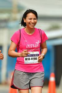 BIB: 42195, 41100
                            <button type="button" onclick="openModal(9698735)" class="btn btn-primary btn-sm float-right btn-popup" data-toggle="modal" data-target=".modal-high-quality">
                        <i class="fas fa-shopping-cart"></i> Add to Cart
                    </button>
                                            <button type="button" onclick="isThisMe(9698735, true)" class="btn btn-success btn-sm float-right btn-popup btn-isme hidden" data-toggle="tooltip" data-placement="bottom" title="นี่คือรูปของคุณใช่ไหม คลิกที่นี่เพื่อเอาเข้าอัลบั้ม">
                        <i class="fas fa-plus"></i> Add to album
                    </button>
                    <button type="button" onclick="isThisMe(9698735, false)" class="btn btn-warning btn-sm float-right btn-popup btn-isnotme hidden">
                        <i class="fas fa-ban"></i> Remove from album
                    </button>