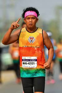 BIB: 42195, 42121
                            <button type="button" onclick="openModal(9701596)" class="btn btn-primary btn-sm float-right btn-popup" data-toggle="modal" data-target=".modal-high-quality">
                        <i class="fas fa-shopping-cart"></i> Add to Cart
                    </button>
                                            <button type="button" onclick="isThisMe(9701596, true)" class="btn btn-success btn-sm float-right btn-popup btn-isme hidden" data-toggle="tooltip" data-placement="bottom" title="นี่คือรูปของคุณใช่ไหม คลิกที่นี่เพื่อเอาเข้าอัลบั้ม">
                        <i class="fas fa-plus"></i> Add to album
                    </button>
                    <button type="button" onclick="isThisMe(9701596, false)" class="btn btn-warning btn-sm float-right btn-popup btn-isnotme hidden">
                        <i class="fas fa-ban"></i> Remove from album
                    </button>