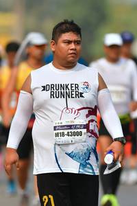 BIB: 42195, 43000
                            <button type="button" onclick="openModal(9699856)" class="btn btn-primary btn-sm float-right btn-popup" data-toggle="modal" data-target=".modal-high-quality">
                        <i class="fas fa-shopping-cart"></i> Add to Cart
                    </button>
                                            <button type="button" onclick="isThisMe(9699856, true)" class="btn btn-success btn-sm float-right btn-popup btn-isme hidden" data-toggle="tooltip" data-placement="bottom" title="นี่คือรูปของคุณใช่ไหม คลิกที่นี่เพื่อเอาเข้าอัลบั้ม">
                        <i class="fas fa-plus"></i> Add to album
                    </button>
                    <button type="button" onclick="isThisMe(9699856, false)" class="btn btn-warning btn-sm float-right btn-popup btn-isnotme hidden">
                        <i class="fas fa-ban"></i> Remove from album
                    </button>