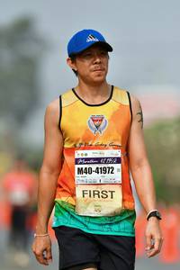 BIB: 42195, 41972
                            <button type="button" onclick="openModal(9702623)" class="btn btn-primary btn-sm float-right btn-popup" data-toggle="modal" data-target=".modal-high-quality">
                        <i class="fas fa-shopping-cart"></i> Add to Cart
                    </button>
                                            <button type="button" onclick="isThisMe(9702623, true)" class="btn btn-success btn-sm float-right btn-popup btn-isme hidden" data-toggle="tooltip" data-placement="bottom" title="นี่คือรูปของคุณใช่ไหม คลิกที่นี่เพื่อเอาเข้าอัลบั้ม">
                        <i class="fas fa-plus"></i> Add to album
                    </button>
                    <button type="button" onclick="isThisMe(9702623, false)" class="btn btn-warning btn-sm float-right btn-popup btn-isnotme hidden">
                        <i class="fas fa-ban"></i> Remove from album
                    </button>