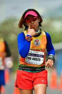 BIB: 421952, 40025
                            <button type="button" onclick="openModal(9702087)" class="btn btn-primary btn-sm float-right btn-popup" data-toggle="modal" data-target=".modal-high-quality">
                        <i class="fas fa-shopping-cart"></i> Add to Cart
                    </button>
                                            <button type="button" onclick="isThisMe(9702087, true)" class="btn btn-success btn-sm float-right btn-popup btn-isme hidden" data-toggle="tooltip" data-placement="bottom" title="นี่คือรูปของคุณใช่ไหม คลิกที่นี่เพื่อเอาเข้าอัลบั้ม">
                        <i class="fas fa-plus"></i> Add to album
                    </button>
                    <button type="button" onclick="isThisMe(9702087, false)" class="btn btn-warning btn-sm float-right btn-popup btn-isnotme hidden">
                        <i class="fas fa-ban"></i> Remove from album
                    </button>