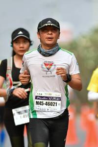 BIB: 42195, 46021, 1454
                            <button type="button" onclick="openModal(9703316)" class="btn btn-primary btn-sm float-right btn-popup" data-toggle="modal" data-target=".modal-high-quality">
                        <i class="fas fa-shopping-cart"></i> Add to Cart
                    </button>
                                            <button type="button" onclick="isThisMe(9703316, true)" class="btn btn-success btn-sm float-right btn-popup btn-isme hidden" data-toggle="tooltip" data-placement="bottom" title="นี่คือรูปของคุณใช่ไหม คลิกที่นี่เพื่อเอาเข้าอัลบั้ม">
                        <i class="fas fa-plus"></i> Add to album
                    </button>
                    <button type="button" onclick="isThisMe(9703316, false)" class="btn btn-warning btn-sm float-right btn-popup btn-isnotme hidden">
                        <i class="fas fa-ban"></i> Remove from album
                    </button>