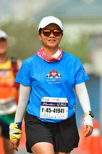 BIB: 1952, 41941
                            <button type="button" onclick="openModal(9699350)" class="btn btn-primary btn-sm float-right btn-popup" data-toggle="modal" data-target=".modal-high-quality">
                        <i class="fas fa-shopping-cart"></i> Add to Cart
                    </button>
                                            <button type="button" onclick="isThisMe(9699350, true)" class="btn btn-success btn-sm float-right btn-popup btn-isme hidden" data-toggle="tooltip" data-placement="bottom" title="นี่คือรูปของคุณใช่ไหม คลิกที่นี่เพื่อเอาเข้าอัลบั้ม">
                        <i class="fas fa-plus"></i> Add to album
                    </button>
                    <button type="button" onclick="isThisMe(9699350, false)" class="btn btn-warning btn-sm float-right btn-popup btn-isnotme hidden">
                        <i class="fas fa-ban"></i> Remove from album
                    </button>