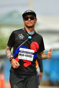 BIB: 421952, 48492
                            <button type="button" onclick="openModal(9702454)" class="btn btn-primary btn-sm float-right btn-popup" data-toggle="modal" data-target=".modal-high-quality">
                        <i class="fas fa-shopping-cart"></i> Add to Cart
                    </button>
                                            <button type="button" onclick="isThisMe(9702454, true)" class="btn btn-success btn-sm float-right btn-popup btn-isme hidden" data-toggle="tooltip" data-placement="bottom" title="นี่คือรูปของคุณใช่ไหม คลิกที่นี่เพื่อเอาเข้าอัลบั้ม">
                        <i class="fas fa-plus"></i> Add to album
                    </button>
                    <button type="button" onclick="isThisMe(9702454, false)" class="btn btn-warning btn-sm float-right btn-popup btn-isnotme hidden">
                        <i class="fas fa-ban"></i> Remove from album
                    </button>