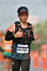 BIB: 4212, 41954
                            <button type="button" onclick="openModal(9700912)" class="btn btn-primary btn-sm float-right btn-popup" data-toggle="modal" data-target=".modal-high-quality">
                        <i class="fas fa-shopping-cart"></i> Add to Cart
                    </button>
                                            <button type="button" onclick="isThisMe(9700912, true)" class="btn btn-success btn-sm float-right btn-popup btn-isme hidden" data-toggle="tooltip" data-placement="bottom" title="นี่คือรูปของคุณใช่ไหม คลิกที่นี่เพื่อเอาเข้าอัลบั้ม">
                        <i class="fas fa-plus"></i> Add to album
                    </button>
                    <button type="button" onclick="isThisMe(9700912, false)" class="btn btn-warning btn-sm float-right btn-popup btn-isnotme hidden">
                        <i class="fas fa-ban"></i> Remove from album
                    </button>