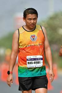 BIB: 42195, 41981
                            <button type="button" onclick="openModal(9701107)" class="btn btn-primary btn-sm float-right btn-popup" data-toggle="modal" data-target=".modal-high-quality">
                        <i class="fas fa-shopping-cart"></i> Add to Cart
                    </button>
                                            <button type="button" onclick="isThisMe(9701107, true)" class="btn btn-success btn-sm float-right btn-popup btn-isme hidden" data-toggle="tooltip" data-placement="bottom" title="นี่คือรูปของคุณใช่ไหม คลิกที่นี่เพื่อเอาเข้าอัลบั้ม">
                        <i class="fas fa-plus"></i> Add to album
                    </button>
                    <button type="button" onclick="isThisMe(9701107, false)" class="btn btn-warning btn-sm float-right btn-popup btn-isnotme hidden">
                        <i class="fas fa-ban"></i> Remove from album
                    </button>